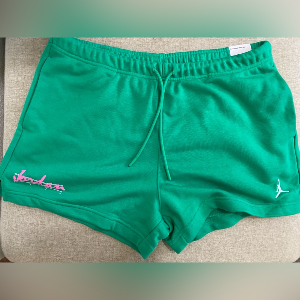 Women’s Jordan Loose Fit Shorts NWT!